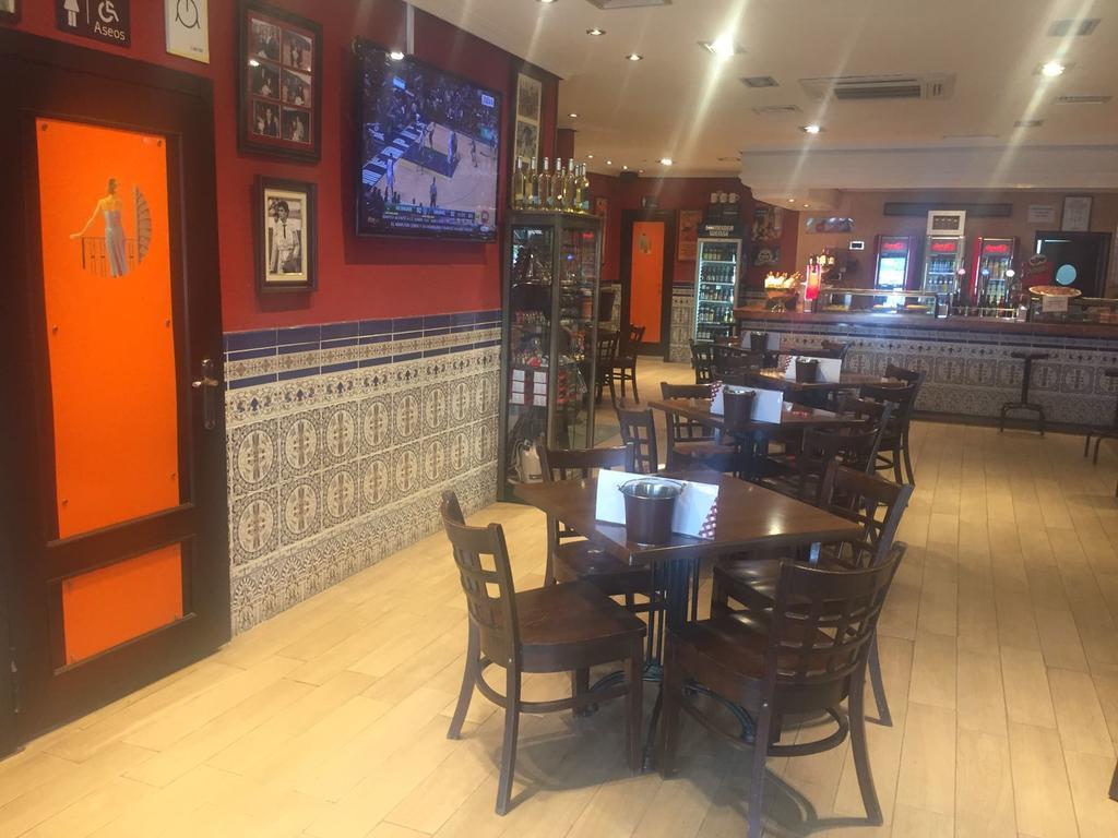 Meson Restaurante La Posada Hostal Calera y Chozas Eksteriør billede